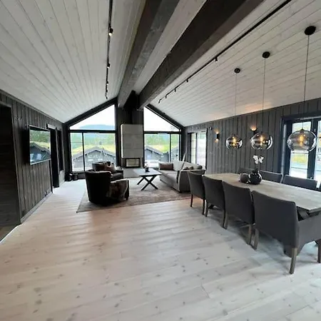 Ny Eksklusiv I Med Perfekt Beliggenhet- Alpin Og Врадал